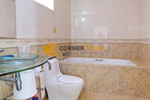 Picture of บ้าน 4 ห้องนอน  ตั้งอยู่ที่ พระตำหนัก