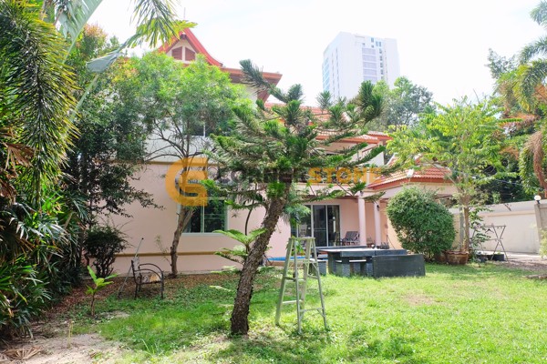 Picture of บ้าน 4 ห้องนอน  ตั้งอยู่ที่ พระตำหนัก