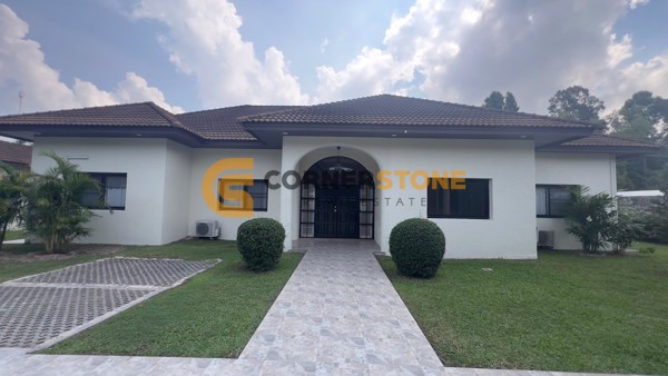 Picture of บ้าน 5 ห้องนอน ในโครงการ Laurel Park Horseshoe Point ตั้งอยู่ที่ พัทยาตะวันออก