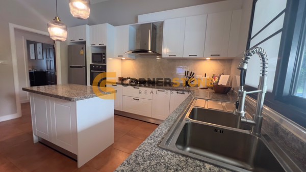 Picture of บ้าน 5 ห้องนอน ในโครงการ Laurel Park Horseshoe Point ตั้งอยู่ที่ พัทยาตะวันออก