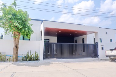 Picture of 4 bedroom House in  East Pattaya