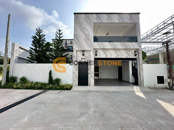 Picture of บ้าน 4 ห้องนอน ในโครงการ Villa Trivana by Baan Mae ตั้งอยู่ที่ พัทยาตะวันออก