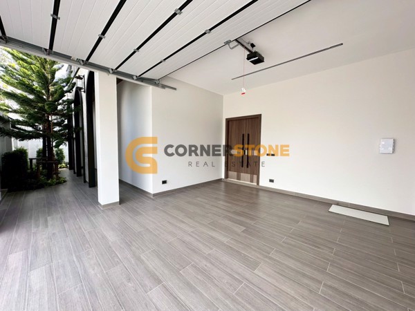 Picture of บ้าน 4 ห้องนอน ในโครงการ Villa Trivana by Baan Mae ตั้งอยู่ที่ พัทยาตะวันออก