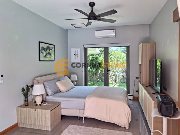 Picture of 4 bedroom House in Lakeside Court 1 Mabprachan Lake East Pattaya