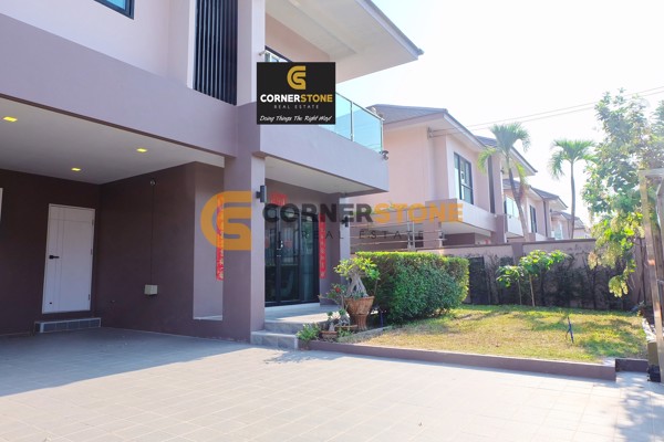 Picture of 4 bedroom House in The Lake Huay Yai Huay Yai