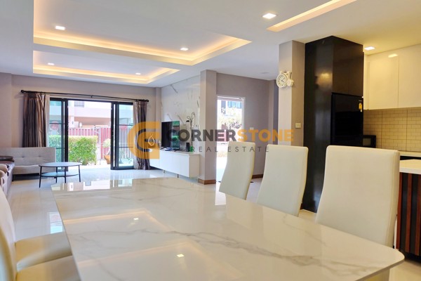 Picture of 4 bedroom House in The Lake Huay Yai Huay Yai