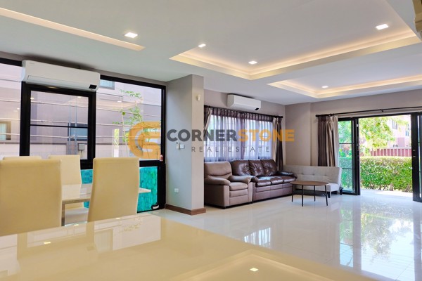 Picture of 4 bedroom House in The Lake Huay Yai Huay Yai