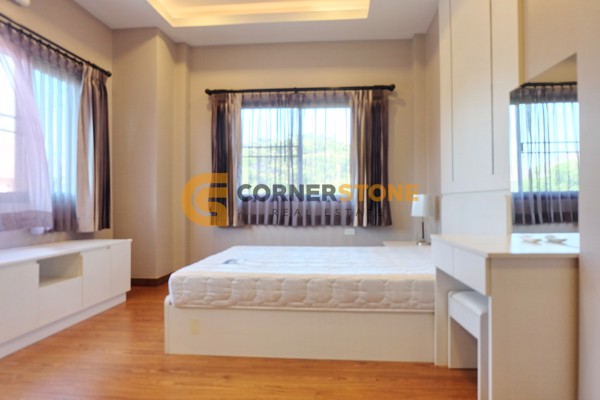 Picture of 4 bedroom House in The Lake Huay Yai Huay Yai