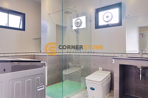 Picture of 4 bedroom House in The Lake Huay Yai Huay Yai