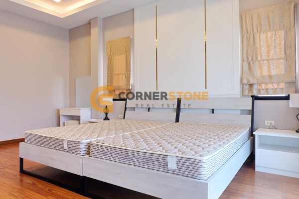 Picture of 4 bedroom House in The Lake Huay Yai Huay Yai