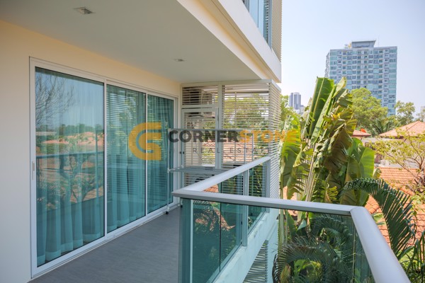 Picture of 1 Bedroom Condo in The Elegance Condo Pratumnak Hill