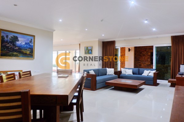 Picture of คอนโด 2 ห้องนอน ในโครงการ เอคเซคคิวทิฟ เรสซิเดนซ์ 1 ตั้งอยู่ที่ พระตำหนัก