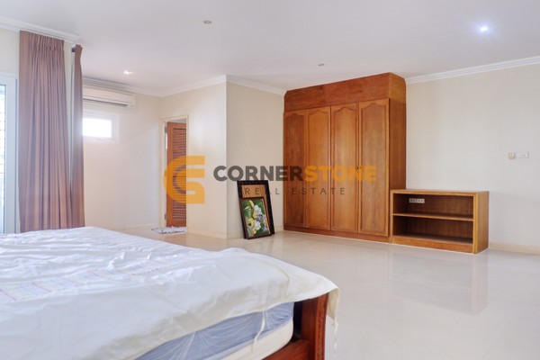 Picture of คอนโด 2 ห้องนอน ในโครงการ เอคเซคคิวทิฟ เรสซิเดนซ์ 1 ตั้งอยู่ที่ พระตำหนัก