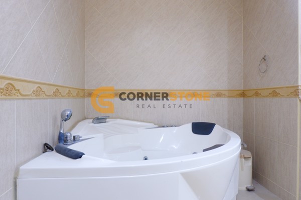 Picture of คอนโด 2 ห้องนอน ในโครงการ เอคเซคคิวทิฟ เรสซิเดนซ์ 1 ตั้งอยู่ที่ พระตำหนัก