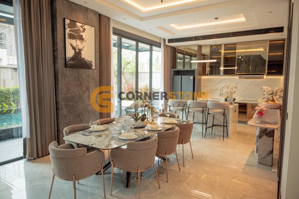 Picture of บ้าน 5 ห้องนอน ในโครงการ The Arowanyx by Baan Mae ตั้งอยู่ที่ พัทยาตะวันออก