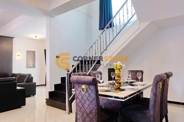Picture of 5 bedroom House in Pattaya Lagoon Pattaya