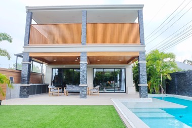 Picture of 5 bedroom House in The Shades Villas Mabprachan East Pattaya