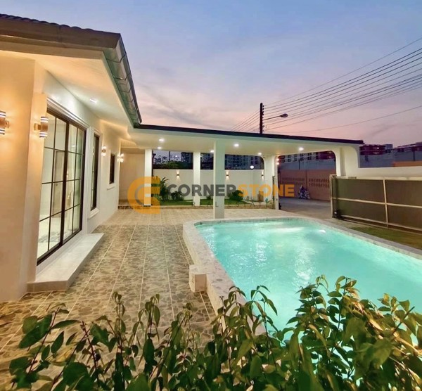 Picture of 4 bedroom House in Chockchai Garden Home 2 East Pattaya