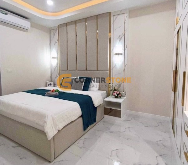 Picture of 4 bedroom House in Chockchai Garden Home 2 East Pattaya