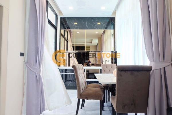 Picture of 3 bedroom House in Villa La Ritchie East Pattaya