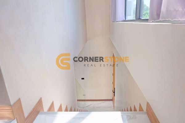 Picture of 3 bedroom House in Villa La Ritchie East Pattaya
