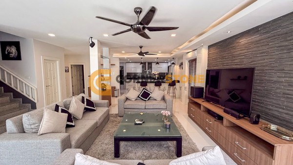 Picture of 5 bedroom House in Green View Villas Huay Yai