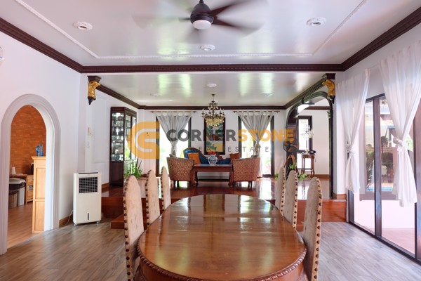 Picture of 3 bedroom House in C'est Palai Jomtien Beach