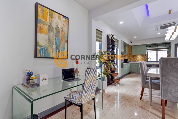 Picture of Angel Villa at Highgrove Villas Pratumnak Hill
