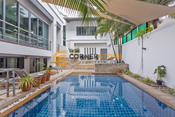 Picture of Angel Villa at Highgrove Villas Pratumnak Hill
