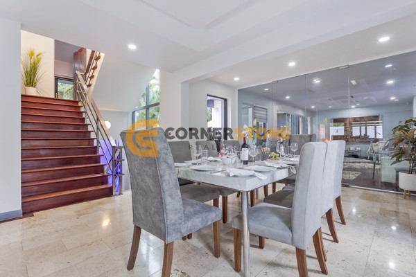 Picture of Angel Villa at Highgrove Villas Pratumnak Hill