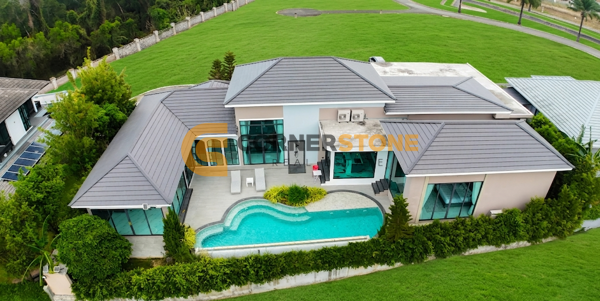 Picture of 4 bedroom House in The Village Horseshoe Point East Pattaya