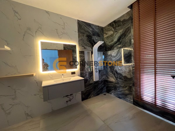 Picture of 4 bedroom House in The Village Horseshoe Point East Pattaya