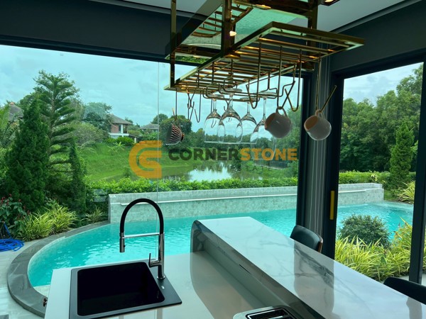 Picture of 4 bedroom House in The Village Horseshoe Point East Pattaya