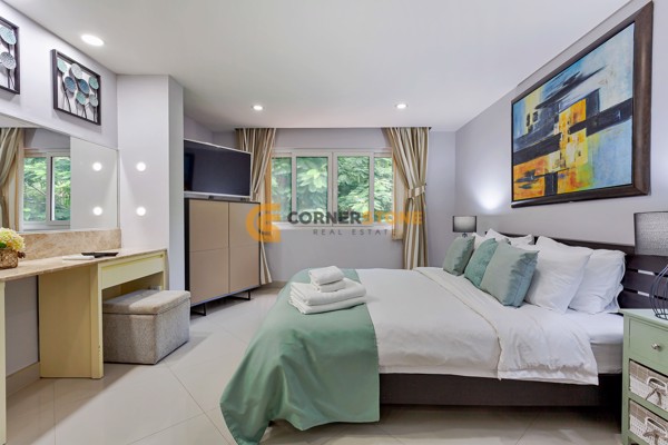 Picture of Grosvenor House Pratumnak Hill