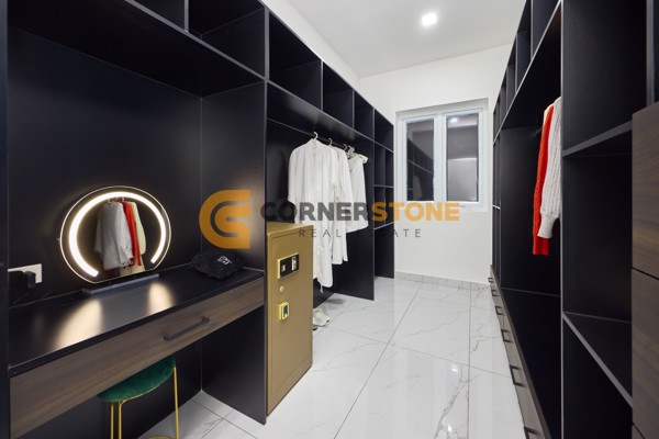 Picture of Private Pool 3 Bed Villa at Mabprachan Lake East Pattaya