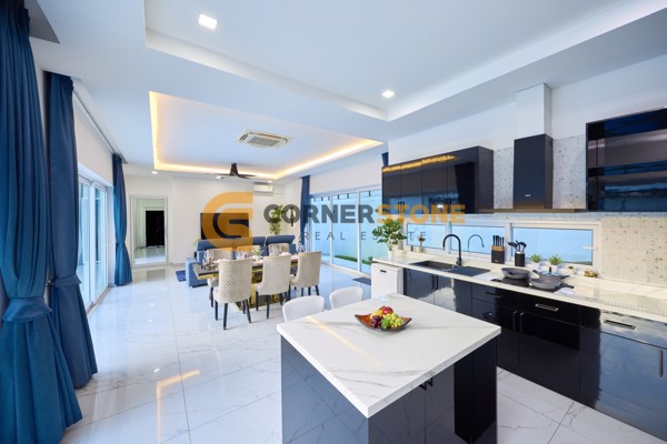 Picture of Private Pool 3 Bed Villa at Mabprachan Lake East Pattaya