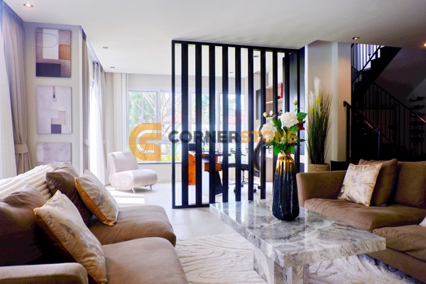 Picture of 4 bedroom House in Fan Thip Village 2 East Pattaya