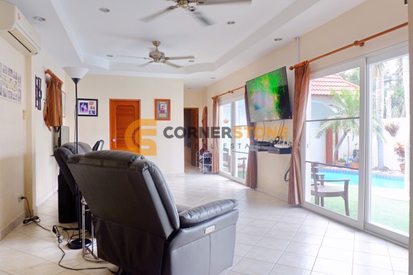Picture of 2 bedroom House in Nirvana Pool Villa East Pattaya