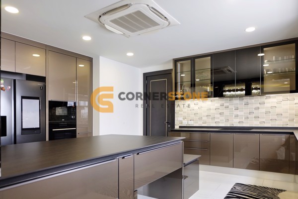 Picture of 6 Bedroom Luxury Sea View Villa in Siam Royal View