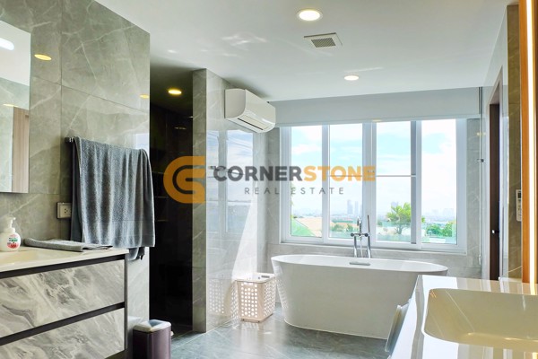 Picture of บ้านหรูวิวทะเล 7 ห้องนอน ใน Siam Royal View