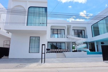 Picture of 8 bedroom House in Chern Mar Estate Bang Saray
