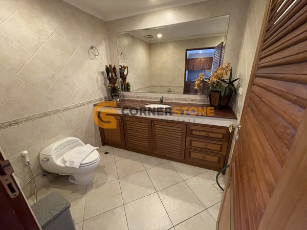 Picture of 1 Bedroom Condo in View Talay Residence 6 Wongamat