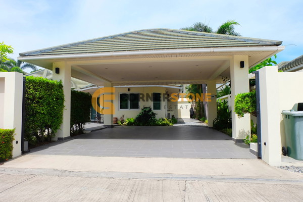 Picture of 4 bedroom House in Green Field Villa 5 East Pattaya