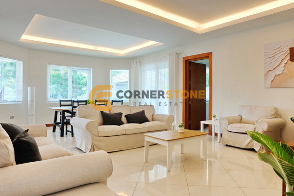 Picture of 4 bedroom House in Green Field Villa 5 East Pattaya