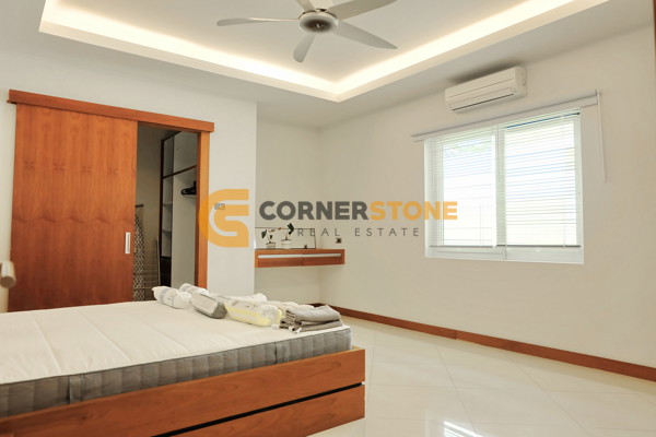 Picture of 4 bedroom House in Green Field Villa 5 East Pattaya