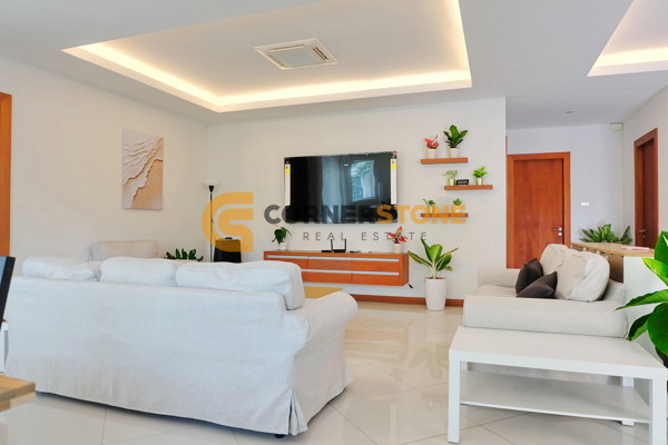 Picture of 4 bedroom House in Green Field Villa 5 East Pattaya