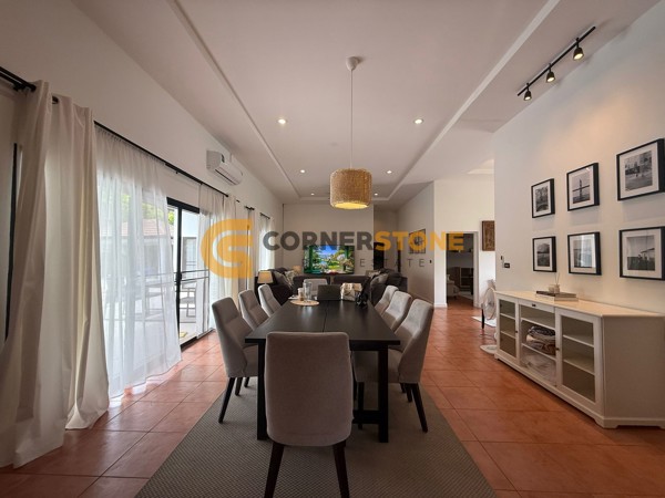 Picture of 4 bedroom House in Laurel Park Horseshoe Point East Pattaya