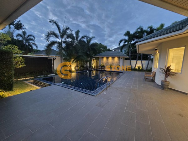 Picture of 4 bedroom House in Green Field Villa 5 East Pattaya