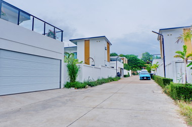 Picture of 4 bedroom House in Palm Lakeside Villas East Pattaya