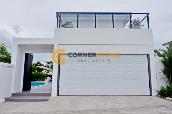 Picture of 4 bedroom House in Palm Lakeside Villas East Pattaya